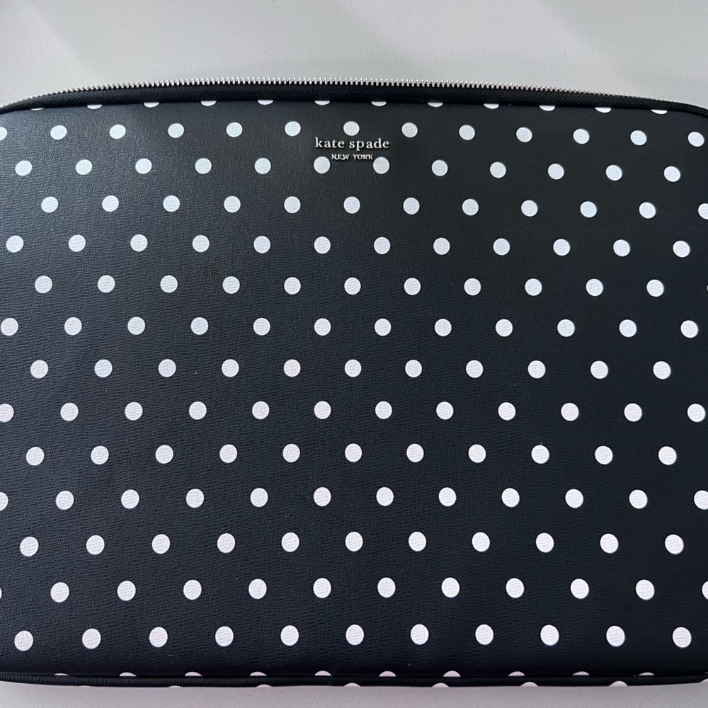 Kate Spade black and white polkadot laptop case NWOT